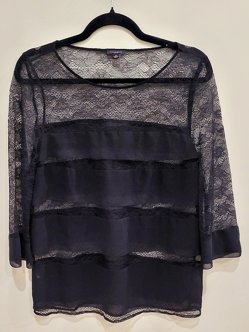 Ann Taylor Black Lace Overlay Blouse Size Medium